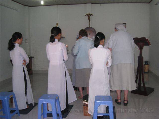 0072 kapel vormingshuis district 9.JPG